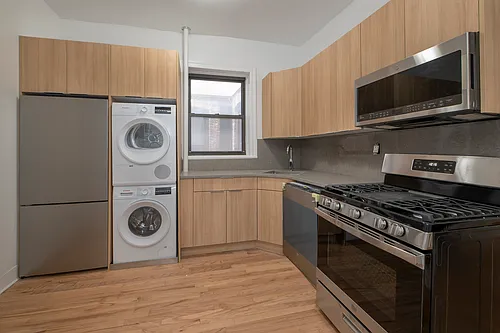 210 Prospect Park W #2D Photo 1