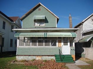 222 2nd Ave S, Clinton, IA 52732