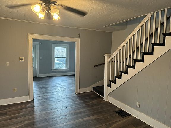 3rd image of 731 Grant St