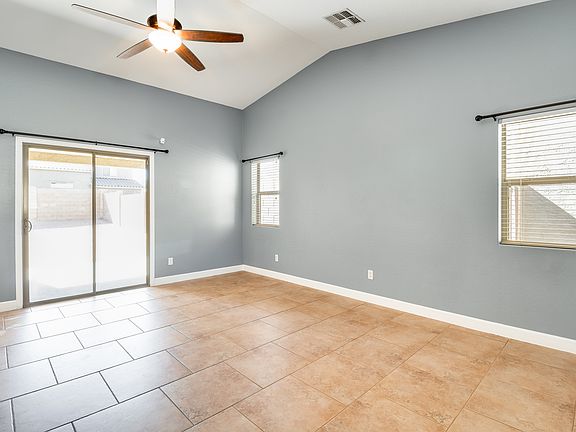 3rd image of 2809 W Mira Dr