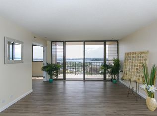 98-351 Koauka Loop APT C1808, Aiea, HI 96701