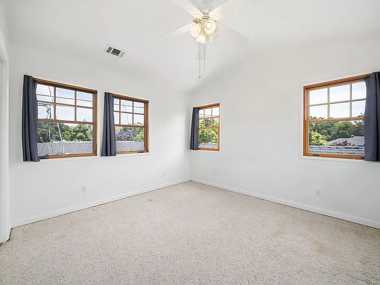 2525 Gail Pl — Photo 29