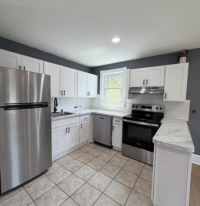 117 N 2nd St #2