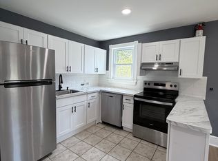 117 N 2nd St #2, Hammonton, NJ 08037