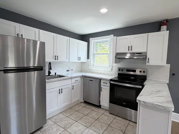 117 N 2nd St #2, Hammonton, NJ 08037
