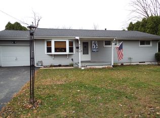 2020 Mary St, Hermitage, PA 16148