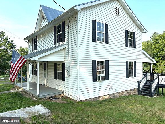 3rd image of 2600 Middle Cove Rd