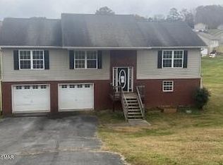 1465 Jasmine Trl, Sevierville, TN 37862