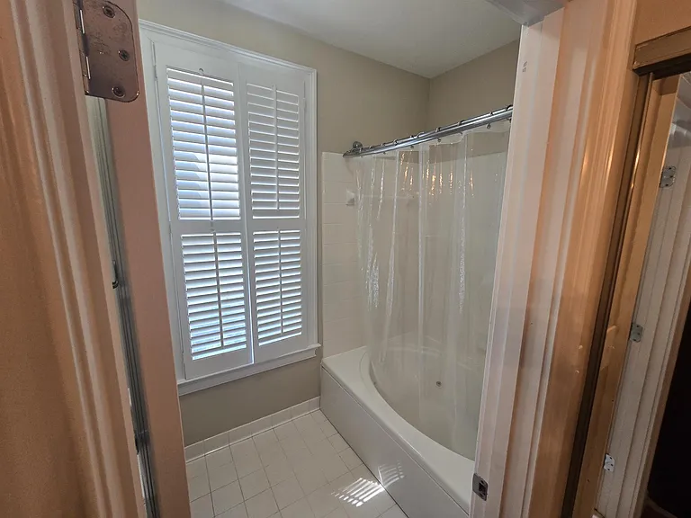 113 Village Ln — Photo 13