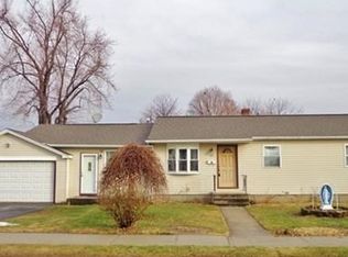 48 State St, Chicopee, MA 01013