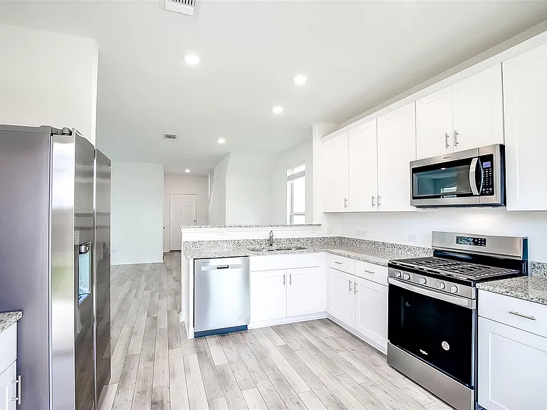 812 Black Alder St — Photo 8