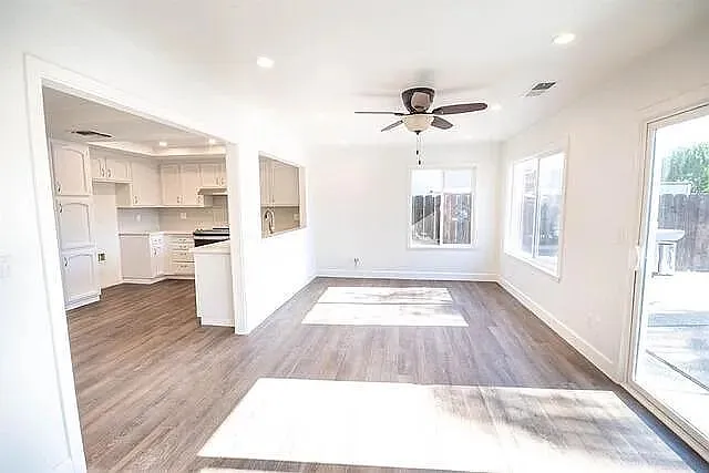 2340 Aldersgate Ct — Photo 4