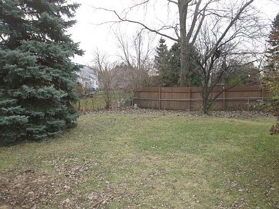 3rd image of 5683 Scotty Ct