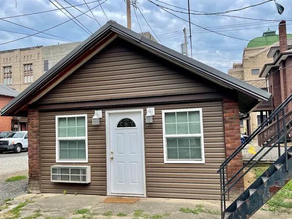 1025-1027 10th St, Huntington, WV 25701