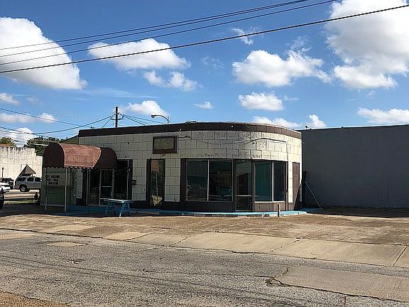 5th image of 126 Saint Francis St