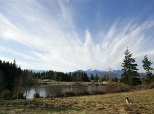 3 Blackberry Ln, Port Angeles, WA 98362