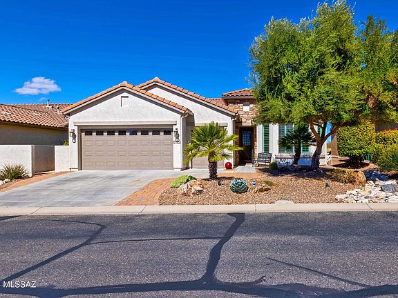 3rd image of 60638 E Arroyo Vista Dr