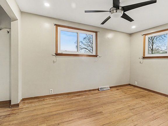 4th image of 29025 King Rd