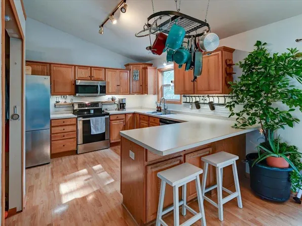 W10545 River Road, Lodi, WI 53555