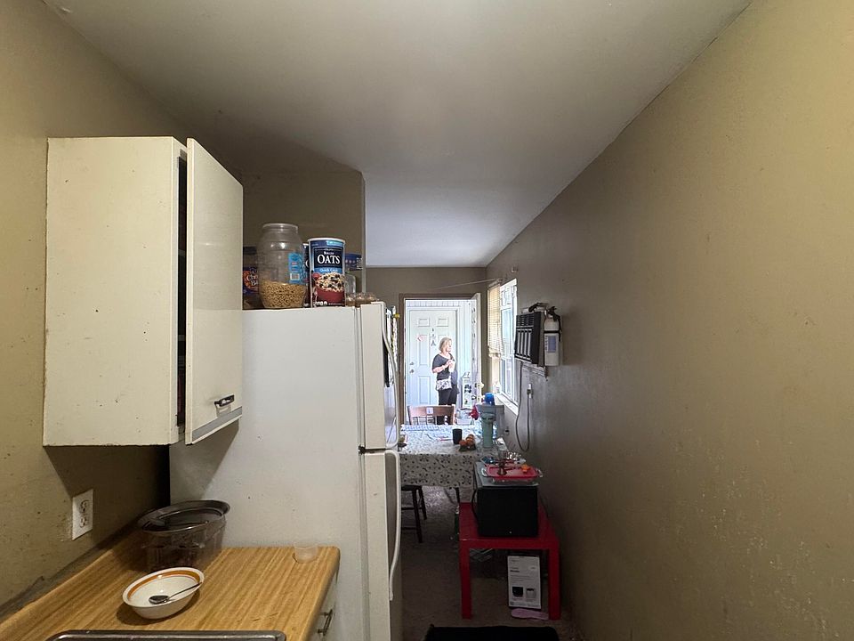 1st image of 514 S Wall St #10