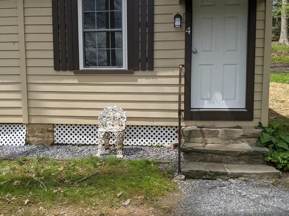 57 Newport Rd #4, Gap, PA 17527