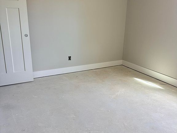 5th image of 360 N Wright Rd