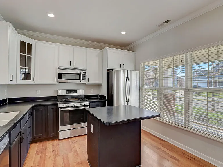 1242 Pawtucket Dr — Photo 29