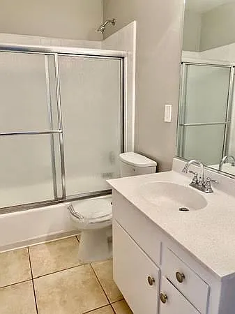 501 Magnolia St #210 — Photo 9