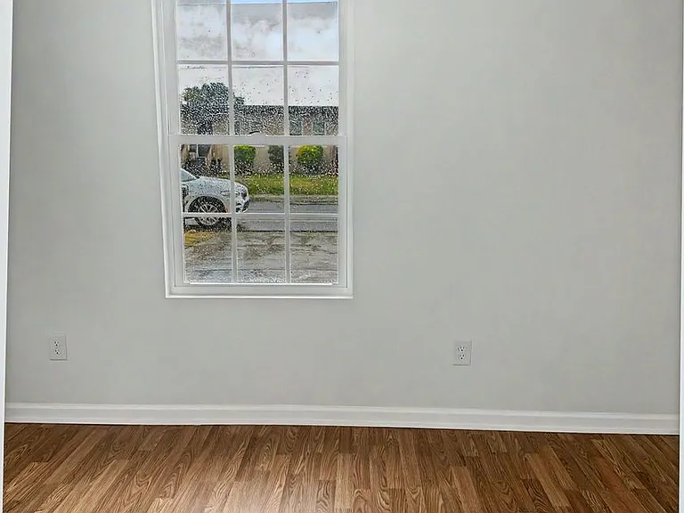 3248 Chandler St — Photo 4