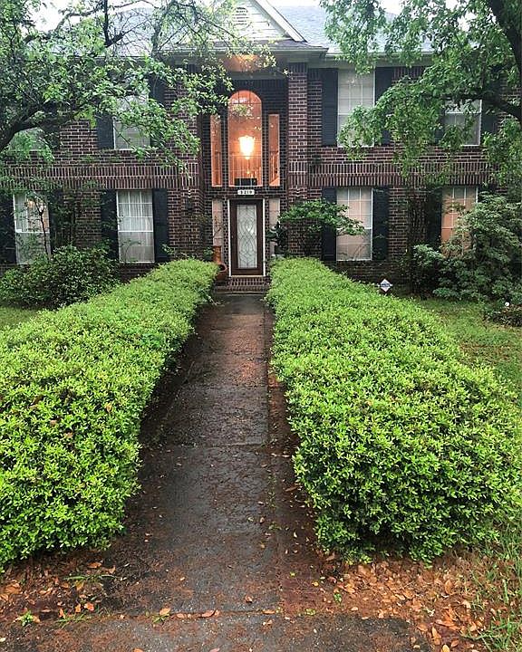 1st image of 3219 Pebble Trace Dr