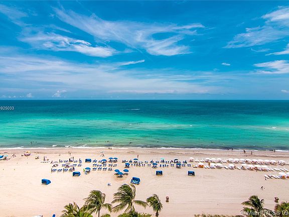 4th image of 17375 Collins Ave #1001