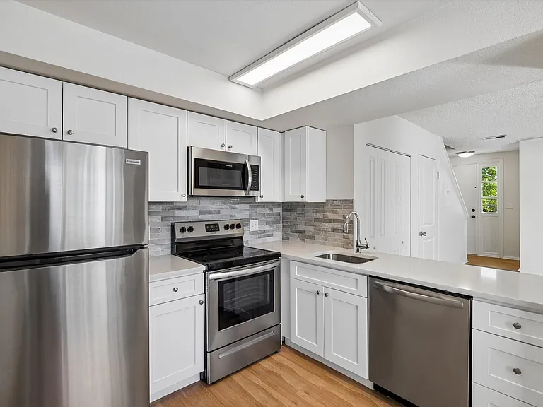 13651 E Yale Ave #D — Photo 6