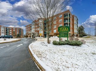114 Regency Park Dr #402, Halifax, NS B3S 1R9