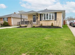 209 Oakvale Blvd, Buffalo, NY 14223
