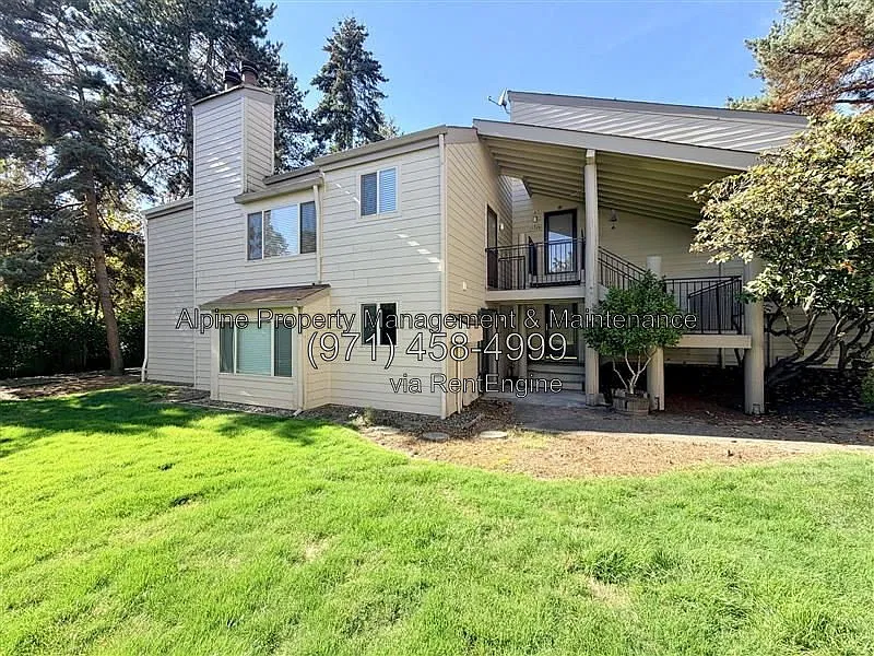 11724 SW Boones Bend Dr