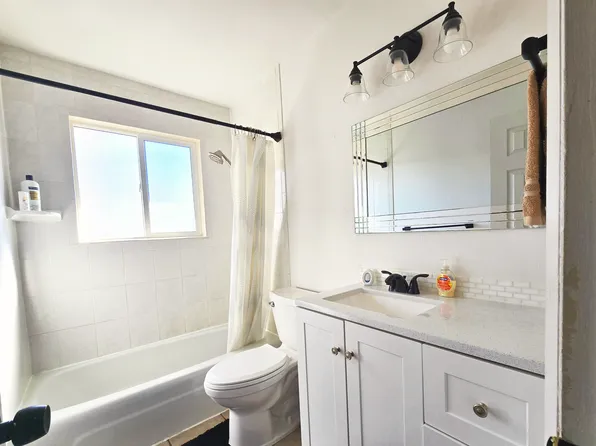 211 University Dr, Colorado Springs, CO