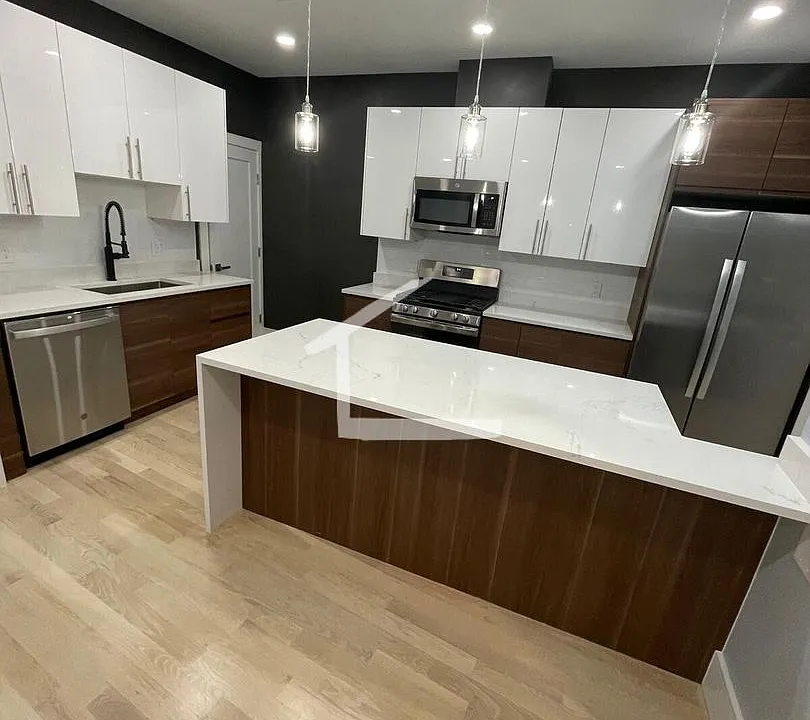 9 University Rd #11