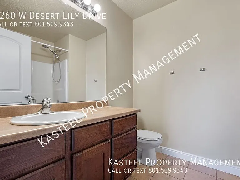3260 W Desert Lily Dr — Photo 14
