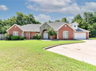 1507 Berkshire Pl, Shawnee, OK 74804