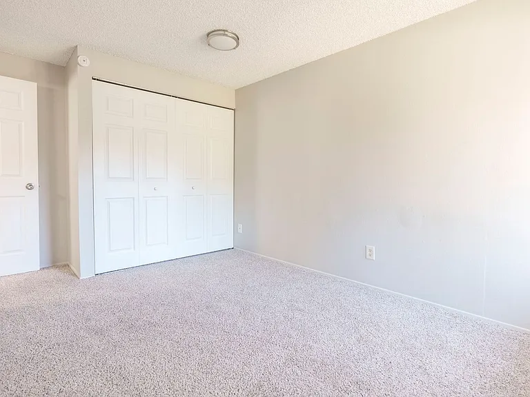 530-Elmwood Village — Photo 39