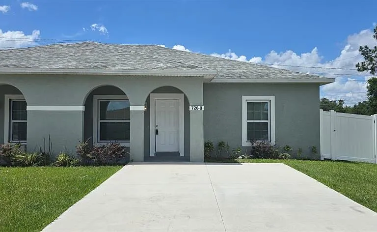 726 Bobcat Ct #A — Photo 1