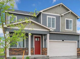 6042R Holstein Dr, Windsor, CO 80550