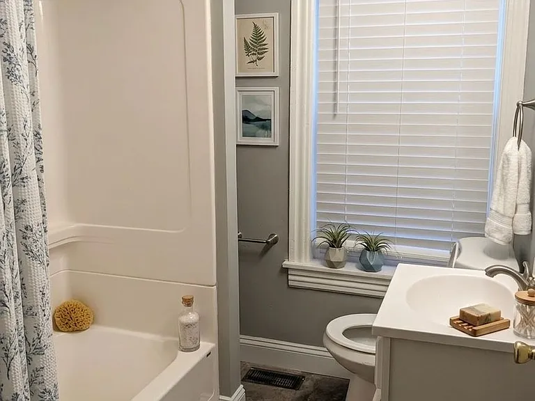 520 Ridge St — Photo 10