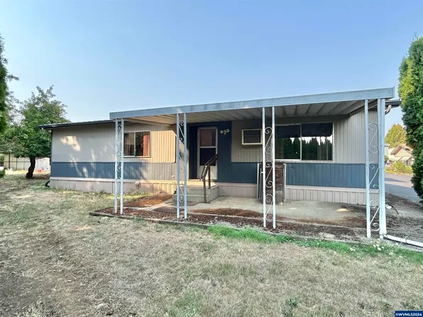 450 SE Lacreole Dr Unit 71, Dallas, OR 97338