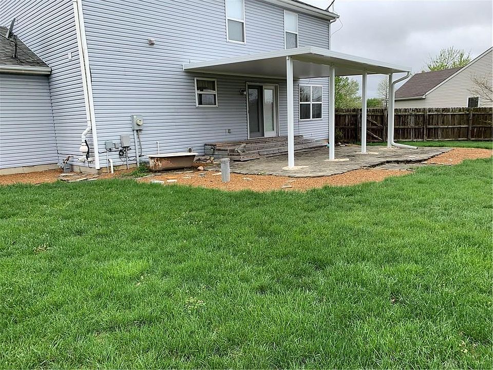 2nd image of 7072 Country Walk Dr