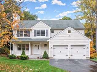 3822 Cranberry Ln, Shrub Oak, NY 10588