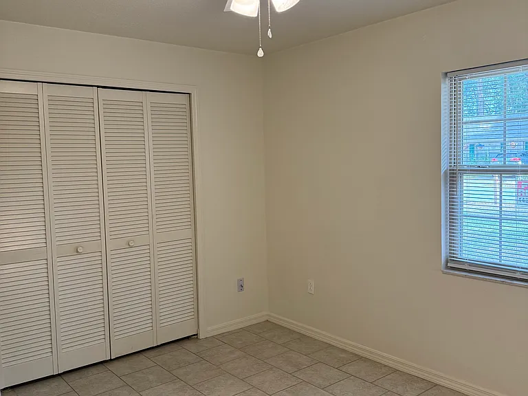 4635 SE 137th Pl — Photo 7