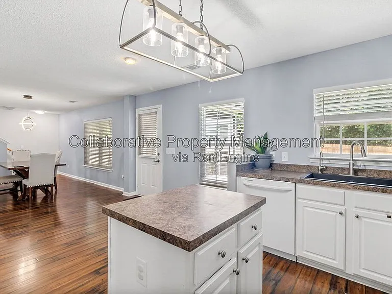 215 Tigers Paw Dr — Photo 14