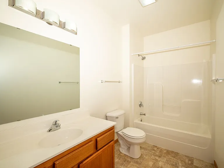Stratford Place Luxury Apartments — Photo 47