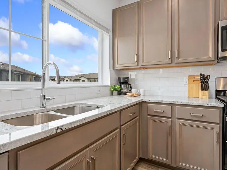 845 Birdwhistle Ln #3 — Photo 9